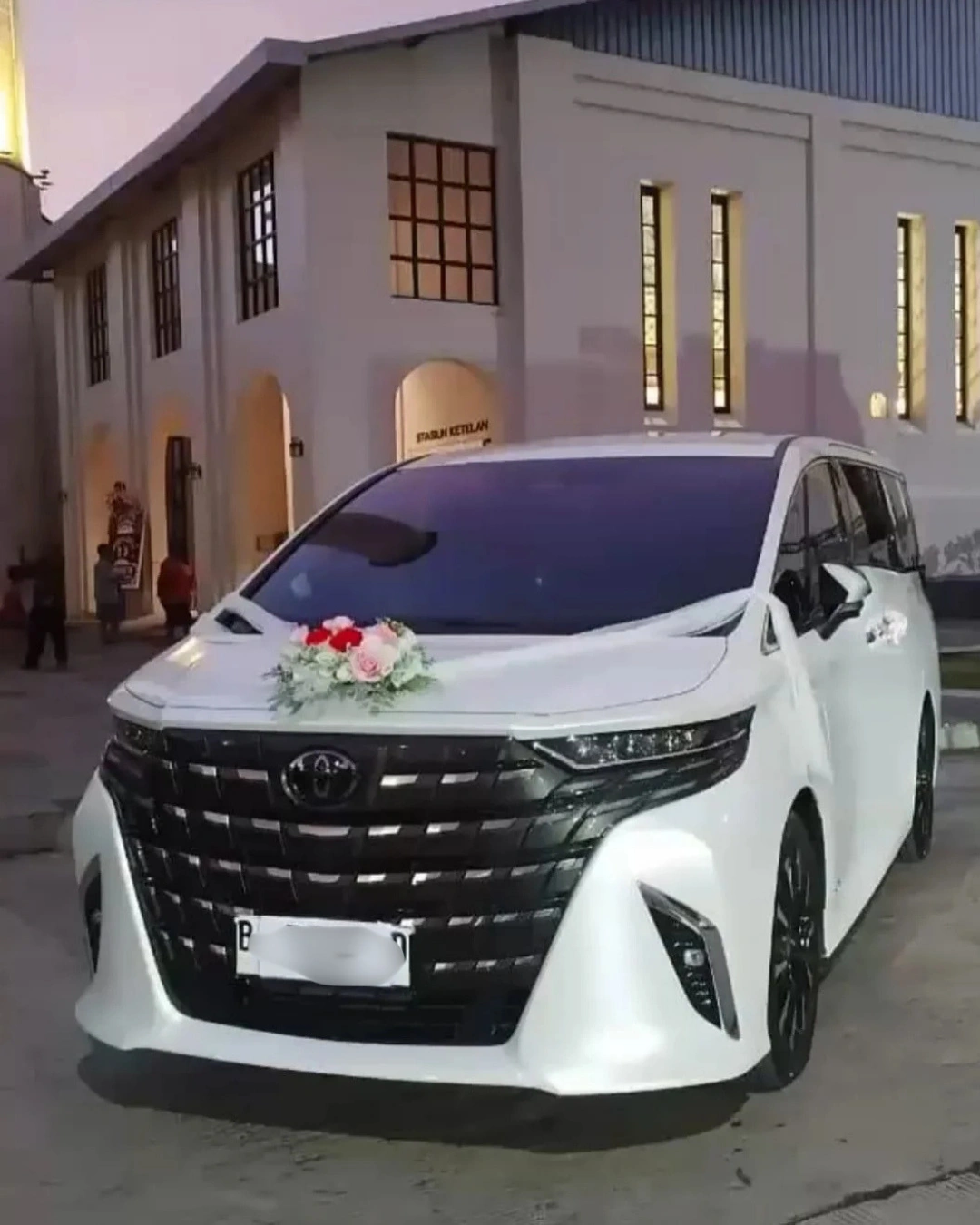 jasa sewa wedding car di solo