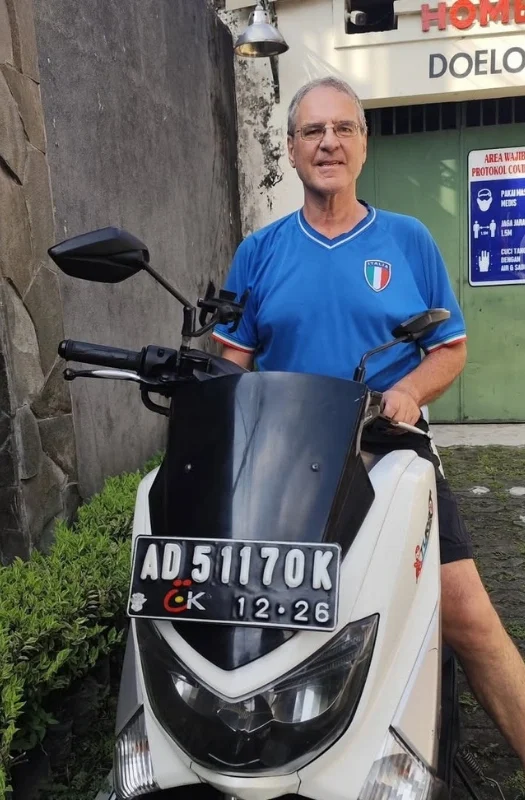 Sewa Motor NMax Solo