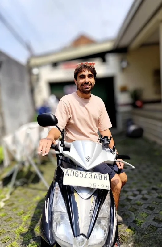 Sewa Motor Solo 24 Jam - rentalsolo.com